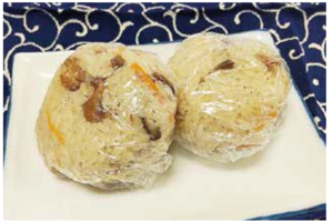 47_焼き鳥缶と椎茸の炊き込みおにぎり